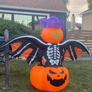 8FT Width Pumpkin Bat Halloween Blow Up Inflatable Decoration with LED Light